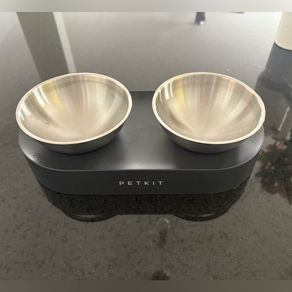 Adjustable elevated pet bowl - Picture 1 of 7